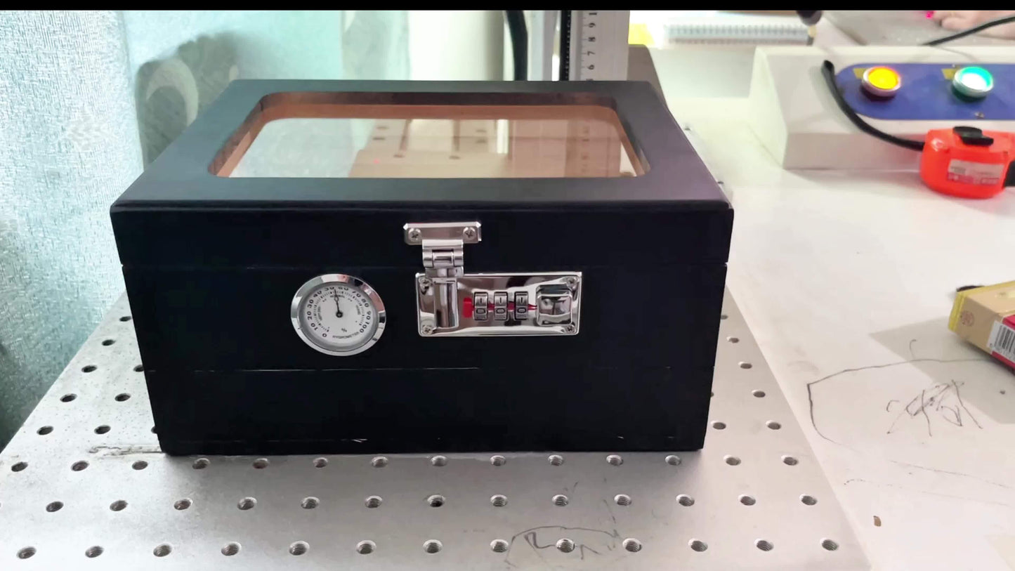 Personalized Engraved Cedar Wood Humidor Gift Box